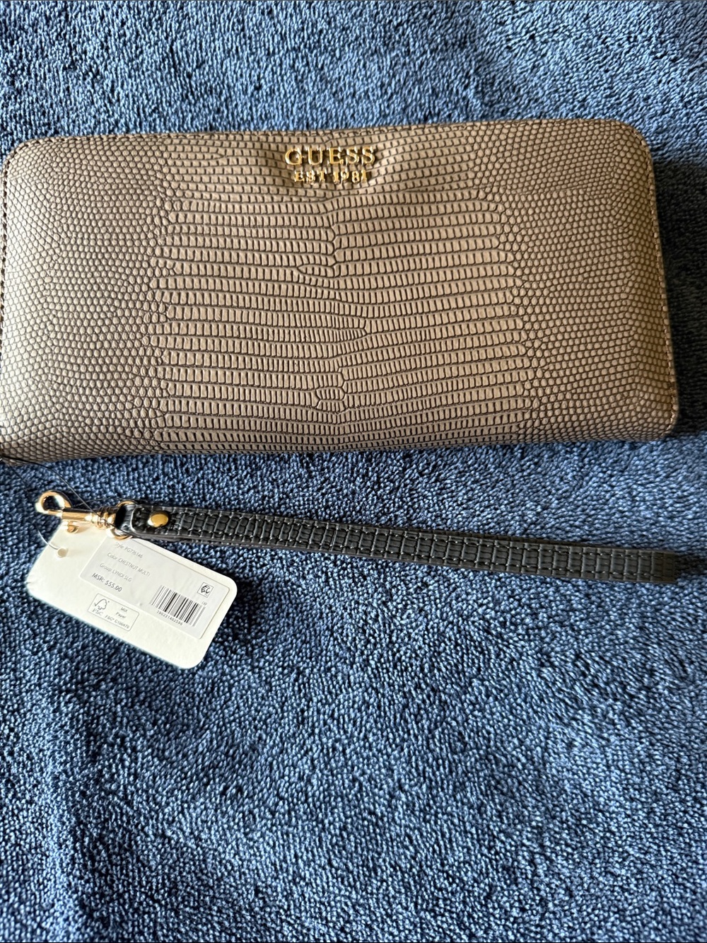 Guess Black/Tan Textured Zip-Around Wristlet - Picture 2 of 6